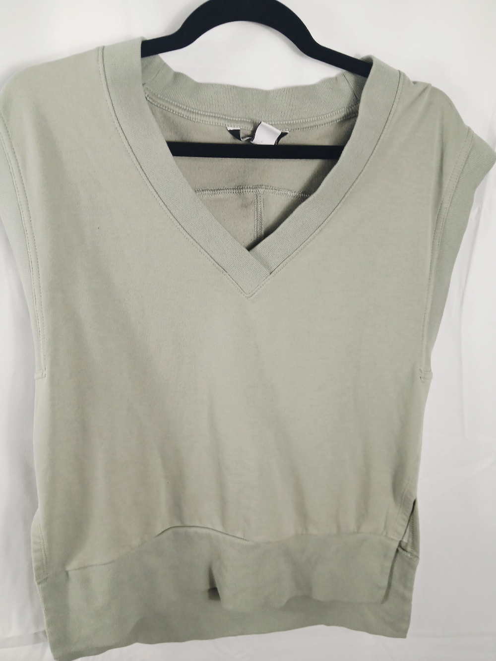 Athleta Sage Green Sleeveless V-Neck Sweatshirt Top